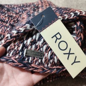 NWT Roxy infinity scarf
